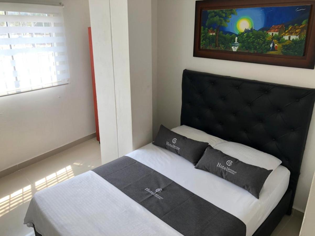 Hotel Aeromar Central Santa Marta  Exteriör bild
