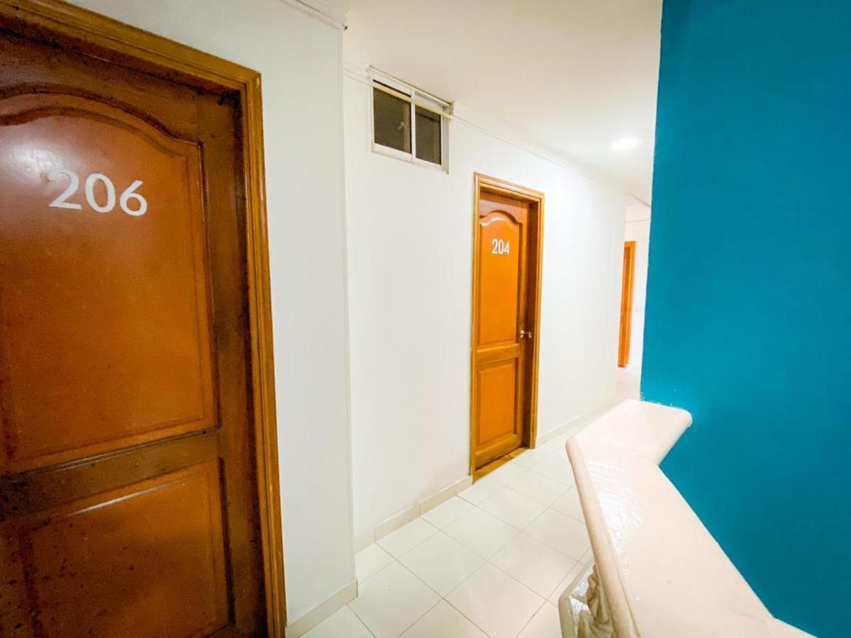 Hotel Aeromar Central Santa Marta  Exteriör bild